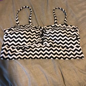 Torrid size 2 black and white chevron swim top